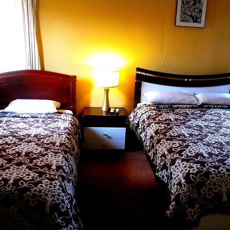 Aqua Hostal Mabel كوينكا المظهر الخارجي الصورة