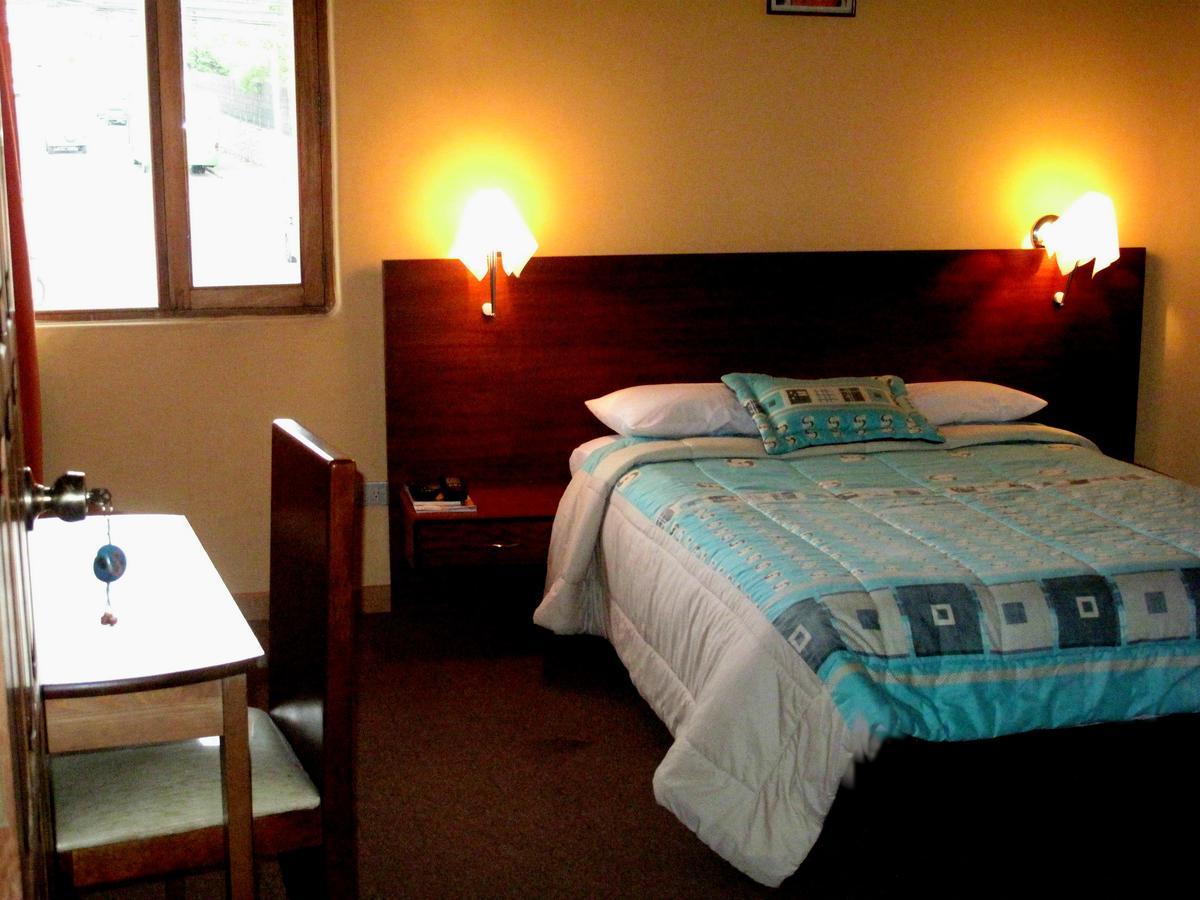 Aqua Hostal Mabel كوينكا المظهر الخارجي الصورة