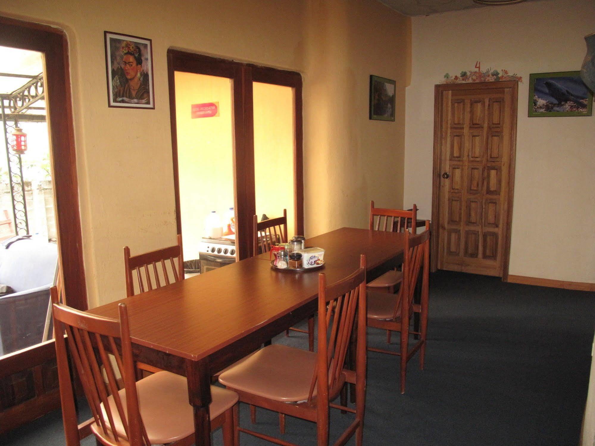 Aqua Hostal Mabel كوينكا المظهر الخارجي الصورة